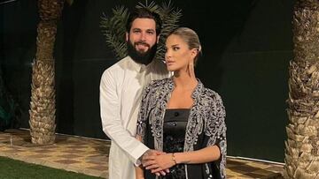 Jota Peleteiro espera su tercer hijo tras su boda con Ajla Etemovic en Arabia Saud¨ª