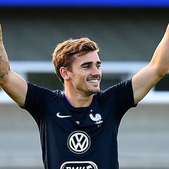 'Mirror': Griezmann ya sabe del interés de Mourinho y el United