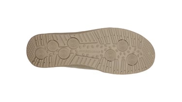 Ni náuticos ni castellanos: estos mocasines de Skechers son el calzado fresco y cómodo que necesitas esta primavera