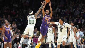 Los Jazz acent¨²an su crisis