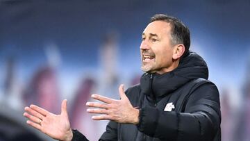 Beierlorzer, técnico del Leipzig.