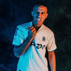 Francia alucina con Alexis Sánchez: “Es pequeño de estatura, pero grande en el campo”