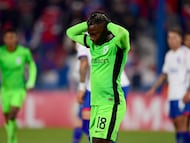 Atletico Nacional's forward #18 Marino Hinestroza reacts during the Copa Libertadores group stage football match between Uruguay's Nacional and Colombia's Atletico Nacional at the Gran Parque Central stadium in Montevideo, on May 28, 2025. (Photo by Dante FERNANDEZ / AFP)