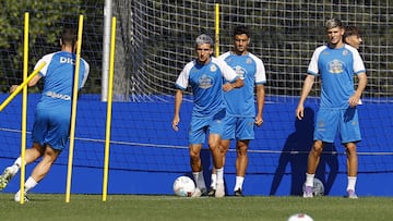 Luis Chacón durante un entrenamiento con el Deportivo.