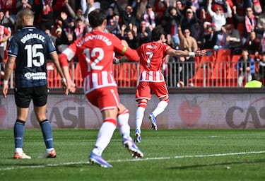Aprobados y suspensos del Ceuta: Rubi neutraliza al Superferry