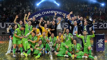 YEREVAN, ARMENIA - MAY 05: AE Mallorca Palma Futsal players celebrate with the trophy after the UEFA Futsal Champions League Finals 2023/24 Final match between FC Barcelona and AE Mallorca Palma Futsal in the Demirchyan Arena on May 5, 2024 in Yerevan, Armenia. (Photo by Matt Browne - Sportsfile/UEFA via Getty Images)