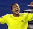 Tsonga vence a Djokovic y se medirá con Federer en semifinales