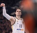 Hezonja brilla entre rumores