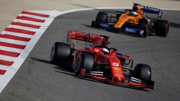 Vettel (Ferrari SF90) y Carlos Sainz (McLaren MCL34). Bahréin, F1 2019.