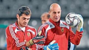 <b>CAMBIO DE PORTERO. </b>Reina ocupará hoy el puesto de titular en lugar de Casillas.