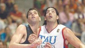 <b>LUCHA SIN CUARTEL.</b> Los dos equipos han brindado un gran partido.