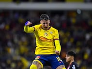 Cristian Calderon celebrates his goal 0-2 of America during the 12th round match between Atlas and America as part of the Liga BBVA MX, Torneo Clausura 2025 at Jalisco Stadium, on March 15, 2025 in Guadalajara, Jalisco, Mexico.