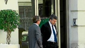 <b>TODO EMPEZÓ AQUÍ.</b> Villalonga y Soriano, arriba; y Soler y Lucas, abajo; en el hotel Palau de la Mar.