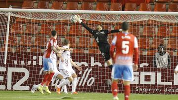 Tomeu Nadal no llegó al disparo de Alex Lopez.