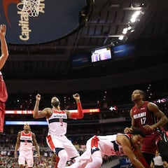 Olynyk saca de Washington la victoria en el último segundo