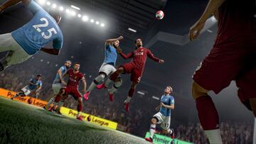 Duelos como este Liverpool contra Manchester City se dejarían de ver en FIFA.