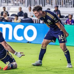 Brian White y Sebastian Berhalter levantan la mano para ir al USMNT en Copa Oro