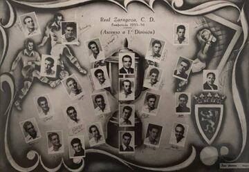 La orla conmemorativa del ascenso de 1956 a Primera División.