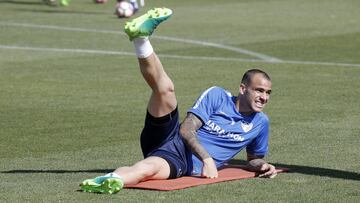Torres' influence at Atleti sways Sandro's transfer decision