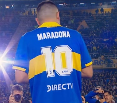 Riquelme rememora a Maradona en la noche de su homenaje