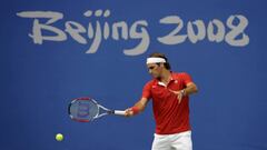 Roger Federer durante un entrenamiento en los Juegos Ol&iacute;mpicos de Pek&iacute;n 2008.