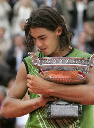 Rafa Nadal ganó su primer Roland Garros el 5 de junio de 2005 al ganar al argentino Mariano Puerta.