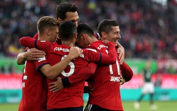 El colombiano llegó a tres goles en la Bundesliga, tras anotar en el triunfo de Bayern Múnich 3-1 sobre el Wolfsburgo