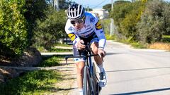 Remco Evenepoel reconoce la contrarreloj del Algarve.