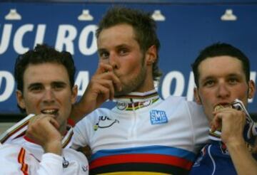 En Mundial de ciclismo en ruta de 2005 se disputaba en Madrid. El recorrido no era muy propicio para la selección española que acudía sin Freire, pero Valverde esprintó en los metros finales y logró la medalla de plata. Tom Boonen obtendría el oro.