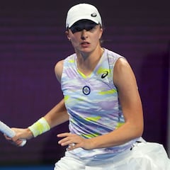Swiatek acaba con la racha de Kontaveit y se corona en Doha