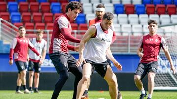 14/04/22 ENTRENAMIENTO EIBAR LESCHUK RAHMANI
 PUBLICADA 15/04/22 NA MA21 1COL