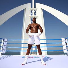 Joshua 'pasa' de Wilder y negocia con Parker para su próxima cita