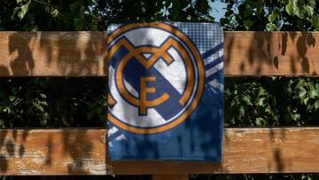 Toalla de piscina del Real Madrid en Amazon