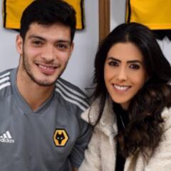 Raúl Jiménez y Daniela Basso se convirtieron en padres