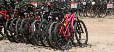 Ilusión y nervios a menos de 24 horas de la Titan Desert más dura