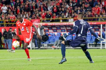 América de Cali enfrentó al Deportivo Cali en el primer clásico del Valle del Cauca en el año 2020 en el Torneo ESPN en el estadio El Campín de Bogotá.
