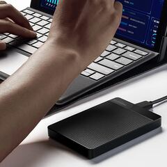 Este disco duro externo USB de 500 GB es compatible con todo