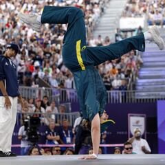 How has Australian breakdancer Rachael ‘Raygun’ Gunn responded to the ‘devastating’ hate since the Paris 2024 Olympics?