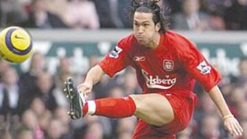 <b>DECISIVO. </b>Un gol de Luis García, tras una gran definición del catalán, catapultó al Liverpool a Europa.