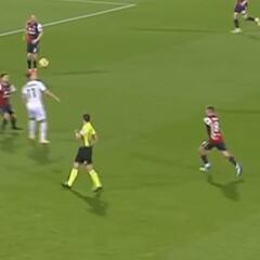 Año 2021, aquí Zlatan Ibrahimovic: camino de los 40 y hace esto que los de 20 ni sueñan