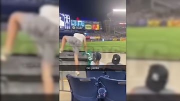 Quiso entrar a la cancha de los Yankees y termina en el ridículo