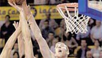 <b>DESNIVEL.</b> Sin Burke, el Auna será más débil en los rebotes.