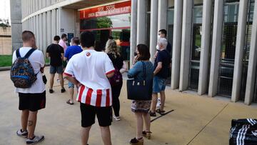 El Almería cierra el periodo de renovaciones con 8.239 abonados