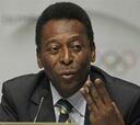 Pelé pide que se pueda sacar de banda con el pie