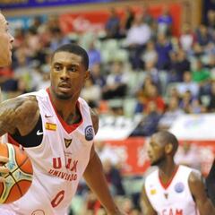 El UCAM prolonga su idilio con la Champions y gana al Ventspils