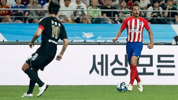 César Azpilicueta, durante un partido con el Atlético.