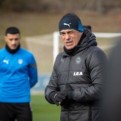 García Plaza: “Perderemos muchos más partidos”