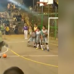 El fútbol sala es grandioso por crear maravillas como esta cada día: el gol de falta nunca visto