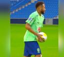 ¡Imperdible! La impresionante técnica de Neymar en un reto con sus compañeros