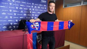 Musto, nuevo jugador del Huesca.